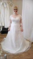 ‍♀️ Wunderschönes Brautkleid - Inkl. Reifrock und Schleier Dresden - Pieschen Vorschau