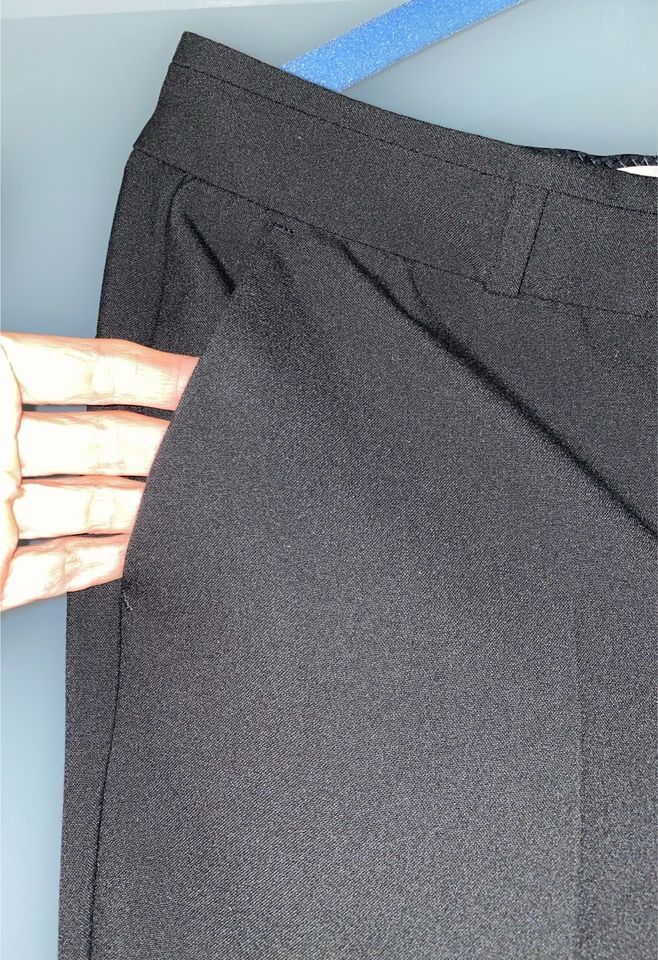 Schwarze Stoffhose Hose für Damen  in XS, 34 von Esprit in Fellbach