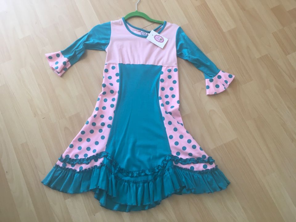 Kleid von Lilli Lovebird (Gr. 152, 12) Neu in Berlin