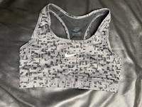Nike sport BH Bayern - Augsburg Vorschau