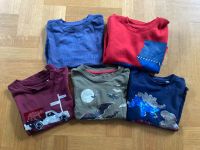 Kleiderpaket Langarm Shirts Jungs Größe 110/116 Frankfurt am Main - Ginnheim Vorschau