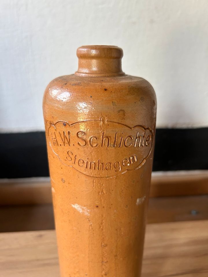 3 alte Schlichte Flaschen in Steinhagen
