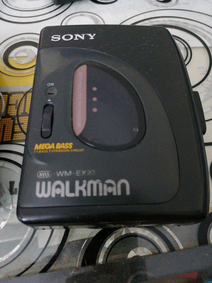 Walkman 4 Stück in Bremen