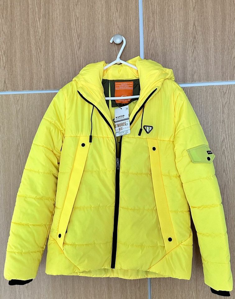 Prada winterjacke warme Regenjacke gelb in Kempten