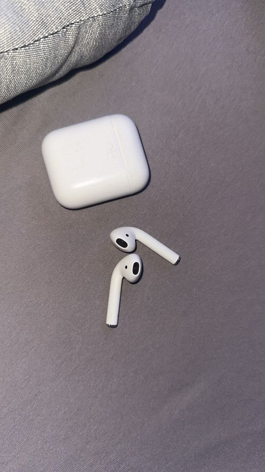 !Originale! AirPods 2. Generation in Dinslaken