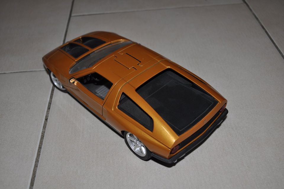 Guiloy Mercedes Benz C111 Modellauto 1:18 ohne OVP in Damme