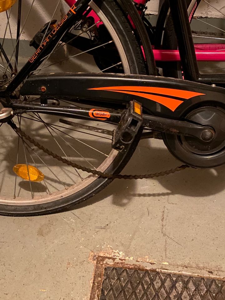 26 Zoll Damen Fahrrad vortex, mit sichtbaren Gebrauchsspuren in Harrislee