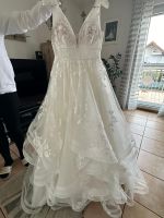 Brautkleid Essense of Australia Größe 38/10 - Neupreis 2.200€ Baden-Württemberg - Gottenheim Vorschau