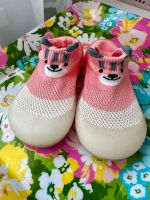 Socken Schuhe Baby Lauflernschuhe Hausschuhe 20/21 rosa Mädchen Hessen - Liederbach Vorschau