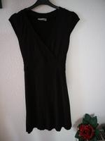 Schwarzes Sommer Kleid mit leichtem silbernen Schimmer Gr.36.C&A. Berlin - Reinickendorf Vorschau