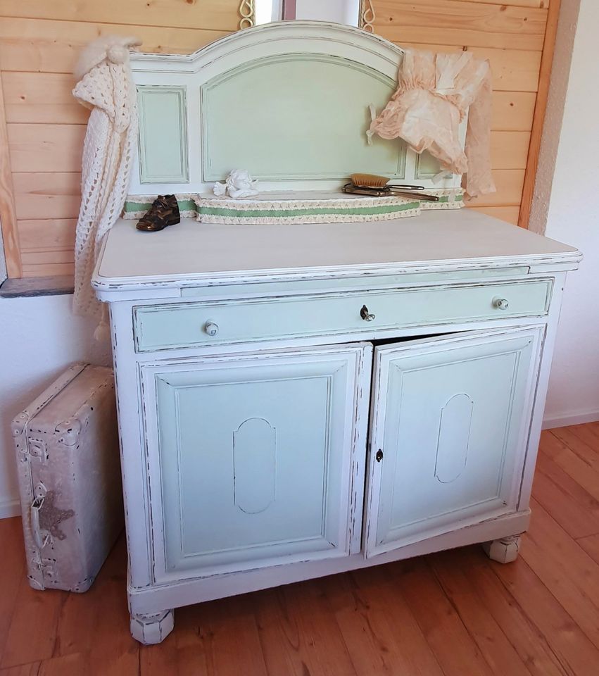 Kommode im neuen Look - Landhaus - Vintage - Romantik - Shabby in Karlskron