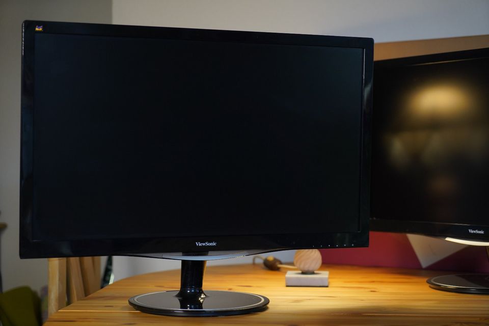 2 Monitore/Computerbildschirme ViewSonic VX2757 mhd 27" in Grebin