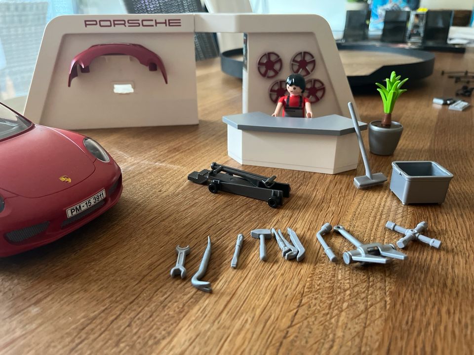 Playmobil Porsche 911 Werkstatt in Frankfurt am Main