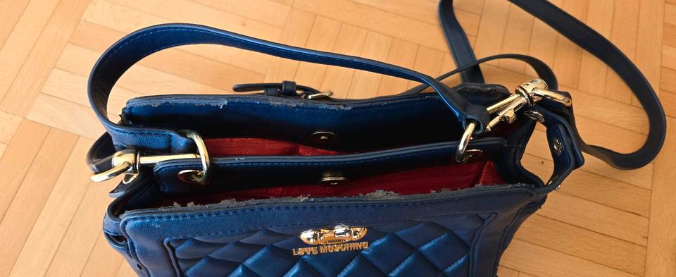 Love Moschino Handtasche Umhängetasche dunkelblau in Roxel