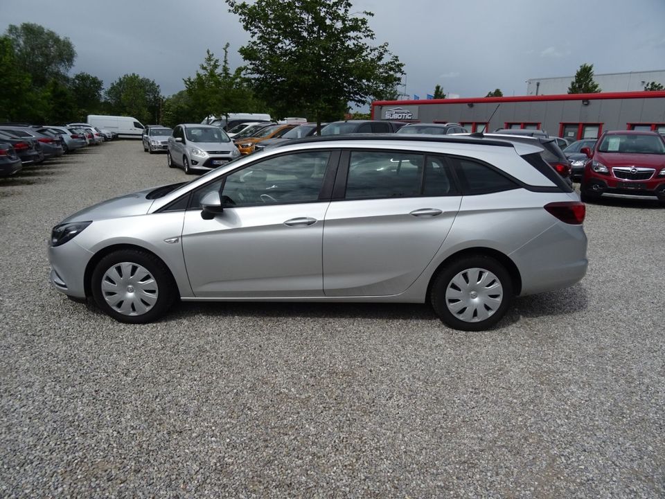 Opel Astra K Sports Tourer Business Start Stop 1.6 CD in Ismaning