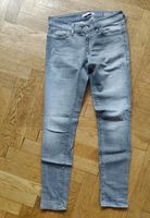 Mavi Jeans Serena, hellgrau, 26/32 Nordrhein-Westfalen - Remscheid Vorschau