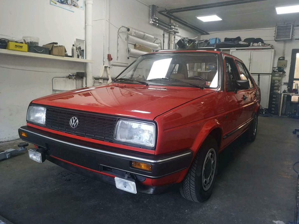 Vw Jetta 1,6l in Leutenbach