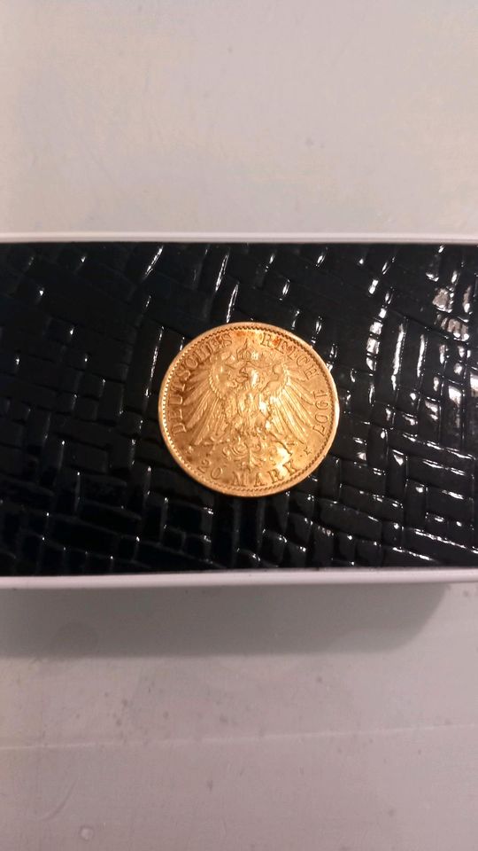 Gold Münze in Neumünster