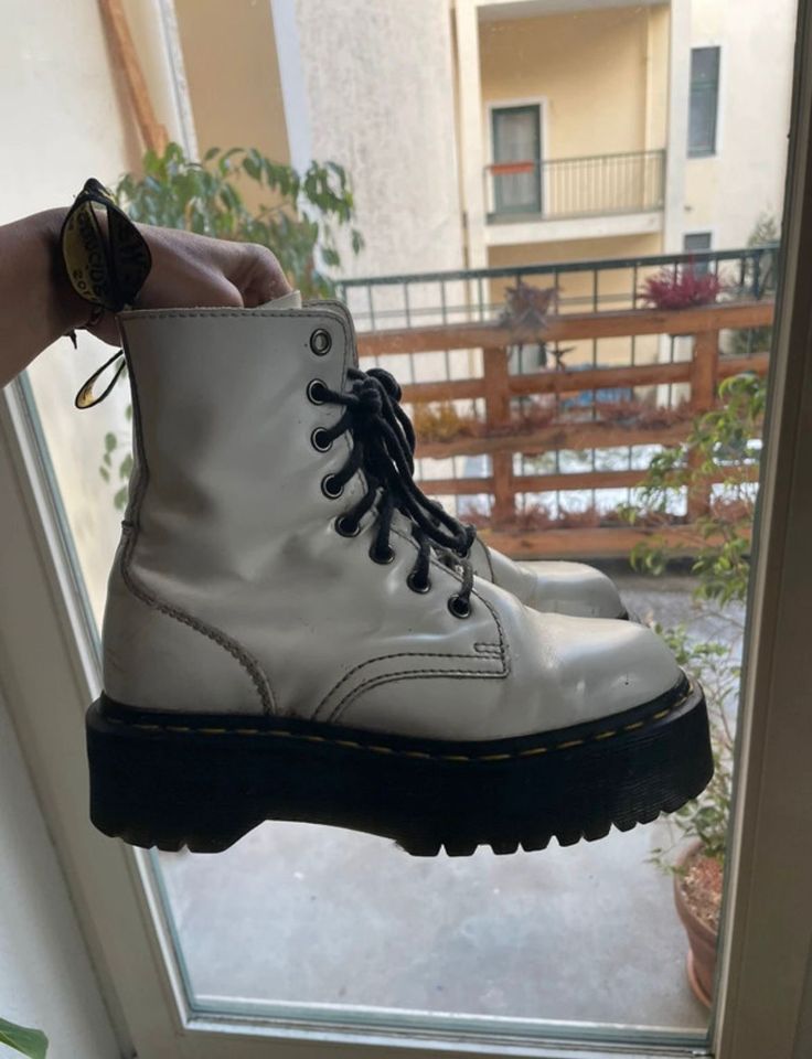 Dr. Martens  JADON white 36 in Berlin