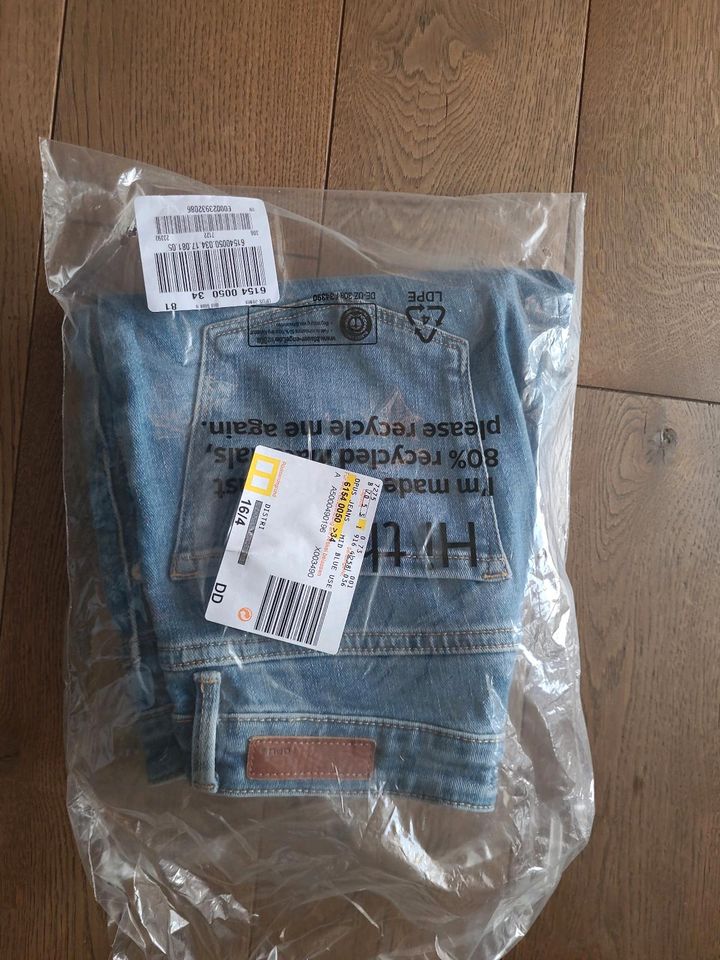 Neue und ungetragene Jeans Hose von OPUS 34/28 in Teningen