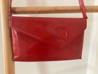 80ger Handtasche Clutch Leder rot abnehmbarer Riemen 25 x 15 Mitte - Tiergarten Vorschau