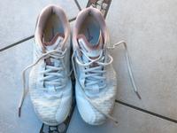 Mizuno Handballschuhe Hallen Handball Schuhe gr 38 Wave Stealth Hessen - Ehringshausen Vorschau