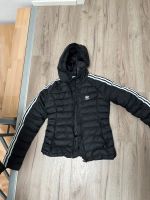 Adidas Jacke 34 einmal getragen ! Nordrhein-Westfalen - Wermelskirchen Vorschau