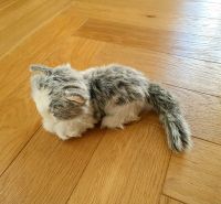 Katze Kätzchen grau weiß (Kuscheltier, Stofftier, Plüschtier) Obergiesing-Fasangarten - Obergiesing Vorschau