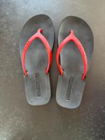 Prada FlipFlops Größe 44 München - Bogenhausen Vorschau