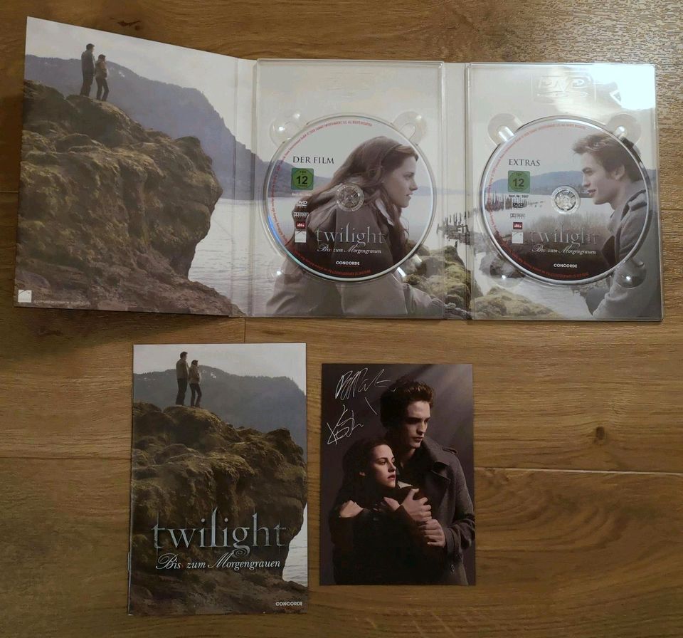 Twilight - Bis(s) zum Morgengrauen DVD Buch Film Roman in Marktoberdorf