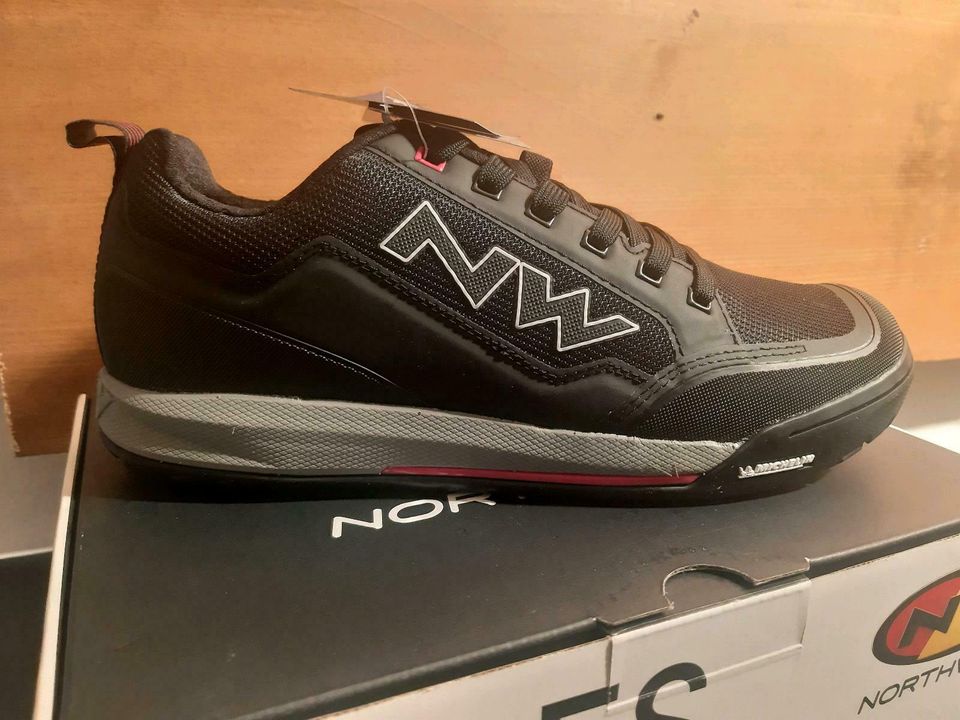 Northwave Clan WMN MTB Flatpedal Schuhe Damen MTB *Restposten* in Immenstadt