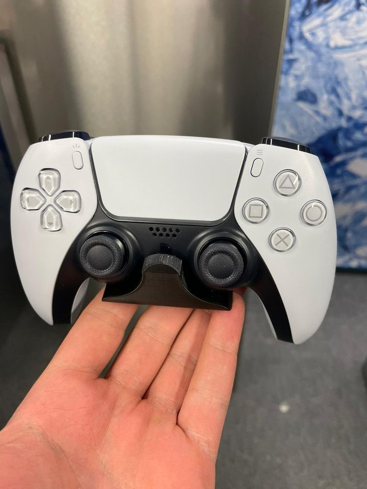 Controller Wall Mount passend für PS5 / 7,00€* in Monheim