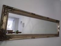 schöner großer Spiegel in einem silbernen Holzrahmen Hamburg-Nord - Hamburg Barmbek Vorschau