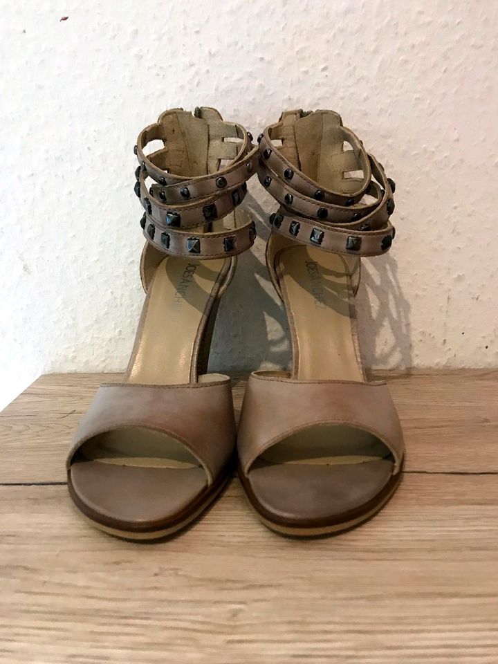 High Heels/Sandalen in Köngen