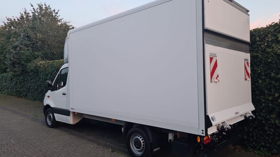 Sprinter / LKW mieten - Umzugswagen inkl. Zubehör in Bielefeld