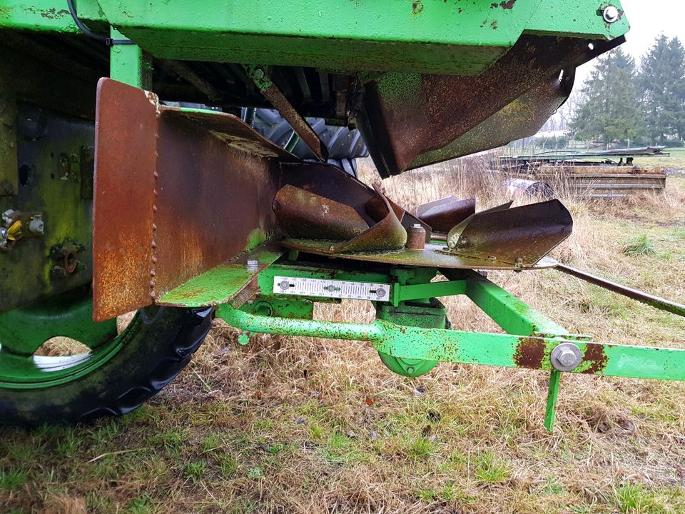 Dammann/Unimog U2100, Spritze und Düngerstreuer in Semlow