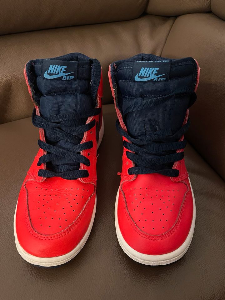 Nike Air Jordan 1  „David Letterman“ Größe 37,5 rot/schwarz in Gaggenau