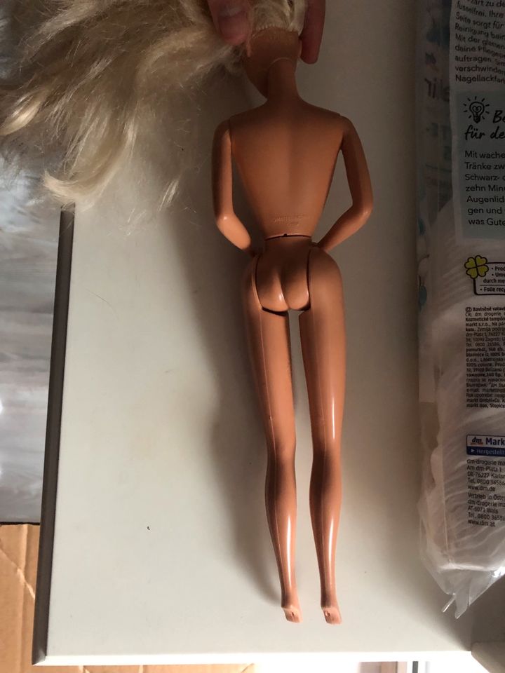 Vintage Mattel barbie Puppe mit knickbeinen 1966 in Herne