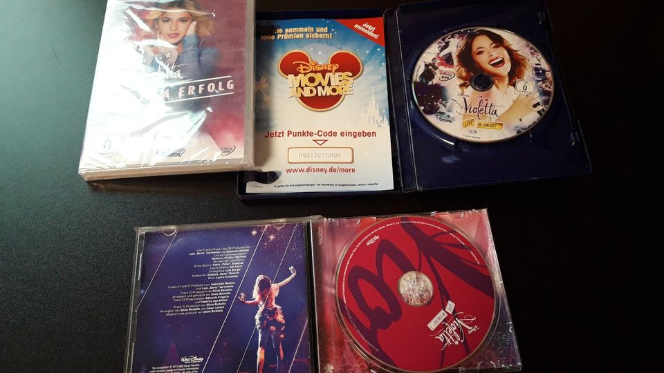 Violetta 2x DVD und 1x CD in Niederkrüchten