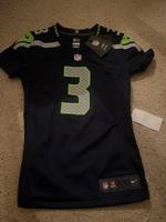 Nike Football Trikot Damen NFL Wilson 3  Seahawks Gr. S 109,- Frankfurt am Main - Ostend Vorschau