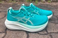 ASICS Damen Laufschuhe GEL-NIMBUS 27 EU 39.5 Bayern - Taufkirchen München Vorschau