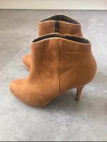 Stiefeletten Tamaris Gr. 37 guter Zustand Baden-Württemberg - Dietingen Vorschau