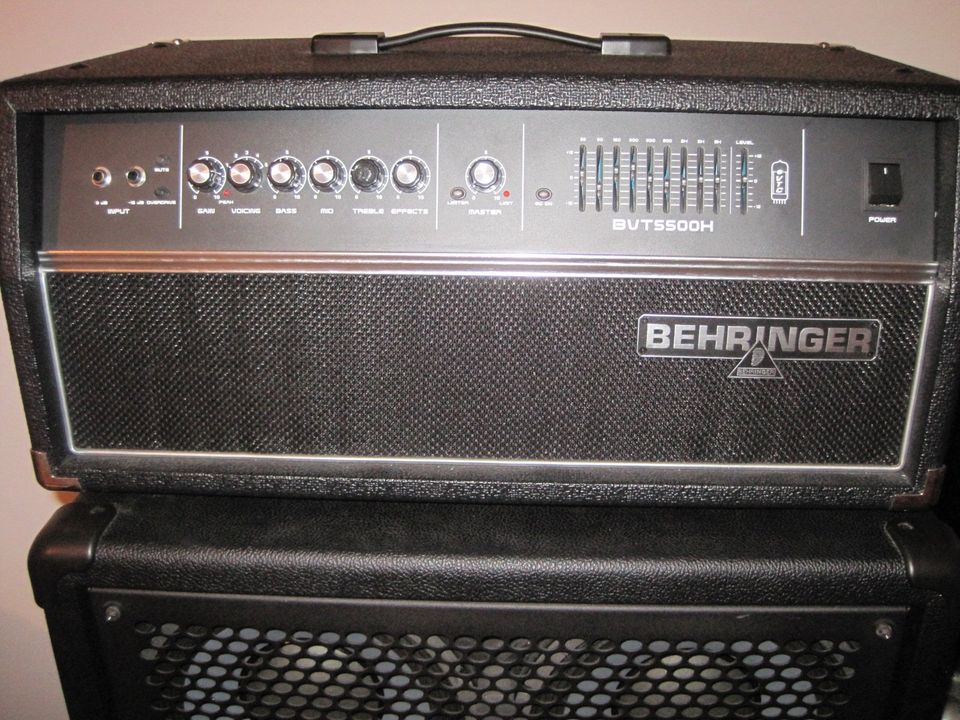 Behringer Bass Amp 550W Top BVT5500H Verstärker Tube Modeling in Marienmünster