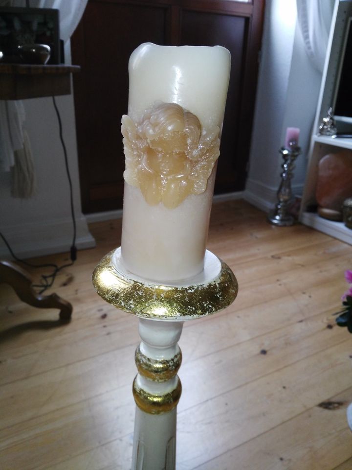 Kerzenständer weiß/gold, Holz, mit Engelskerze  ❤ in Wiesbaden