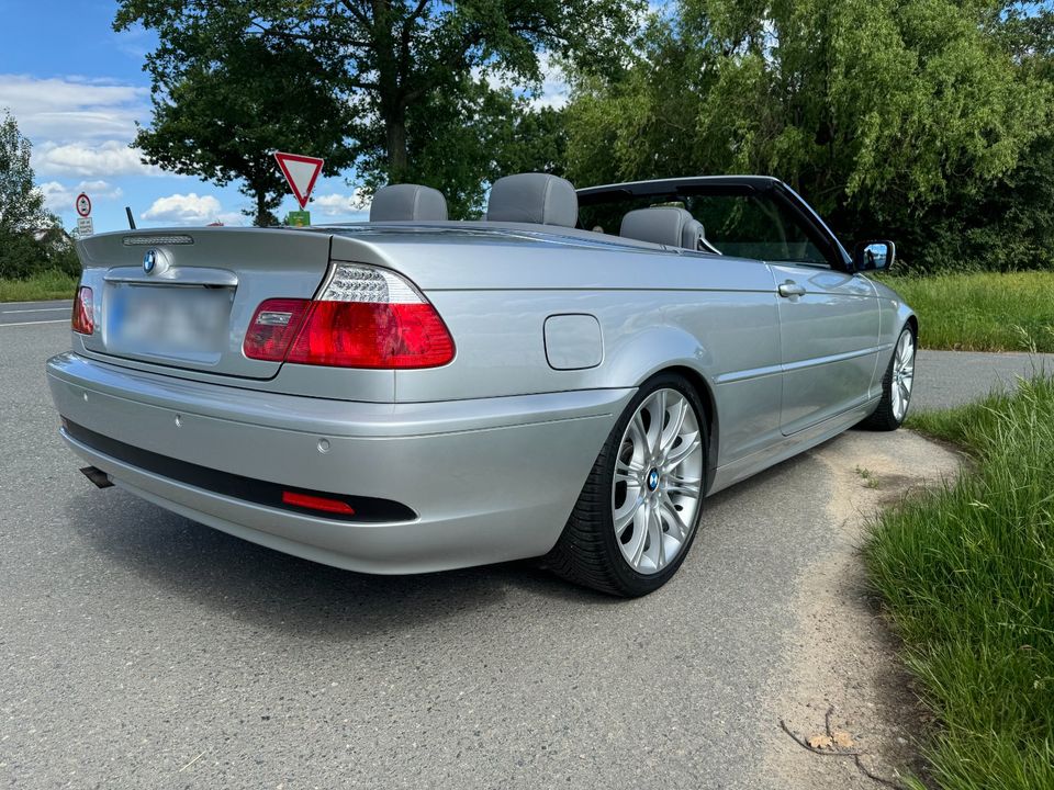 BMW E46 320 Ci Cabrio, Vollleder grau, Scheckheftgepflegt, Top in Darmstadt