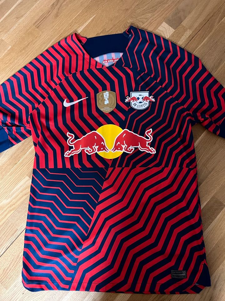 RB Leipzig DFB Pokal Trikot in Kippenheim