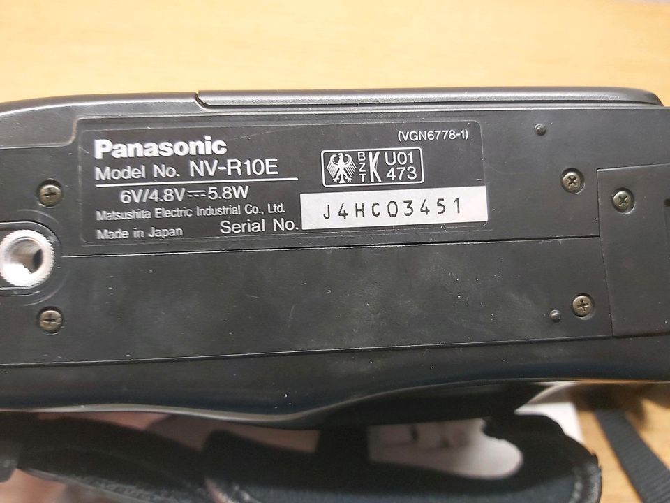 Panasonic Camcorder NV-R10 VHS-C ohne Akku in Kirchdorf b Haag i OB