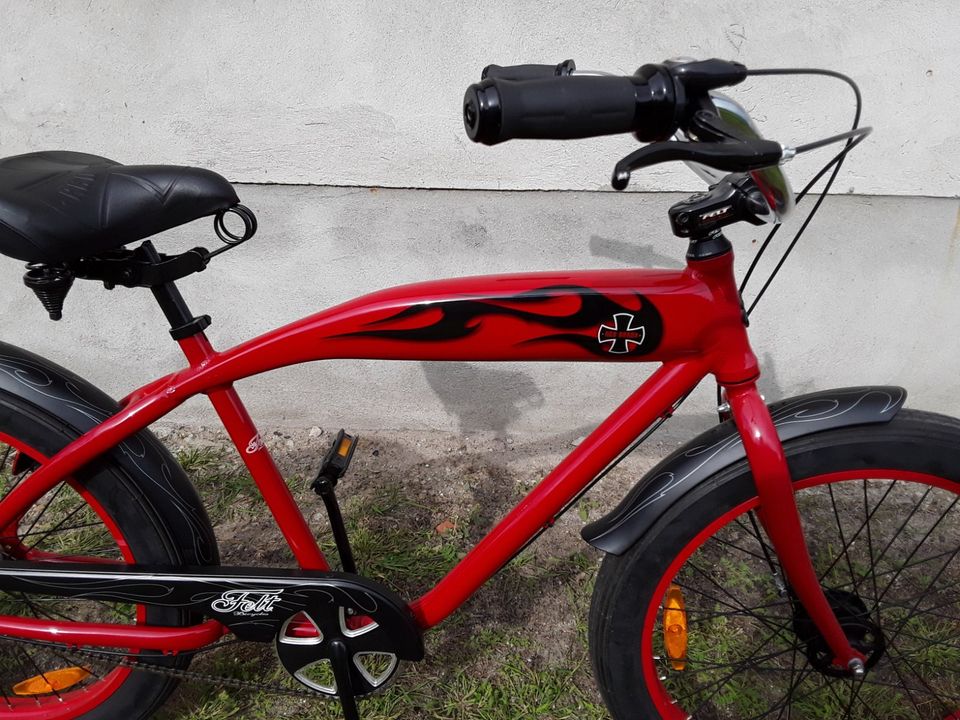 Felt (Rote Baron) Cruiser in Am Mellensee