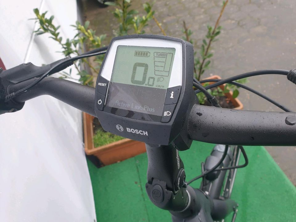 E Bike 28Zoll Damen BREMER RAD. 2020.1504 km. 500Wh in Langwedel