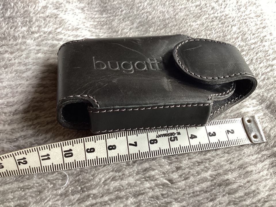 Bugatti Etui Edel Hülle schwarz slim case handmade leder vintage in Kirn